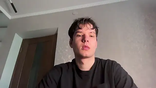 Snapshot of tomasdickpick chatting on 07/06/26, 03:25 tomasdickpick online show from 07/06/26, 03:25