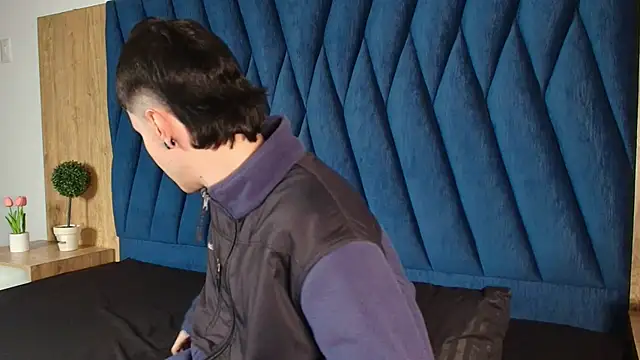 Snapshot of lio____ chatting on 04/06/26, 02:53 lio online show from 04/06/26, 02:53