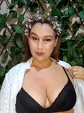 Maddy Hot online show from 04/20/26, 09:12