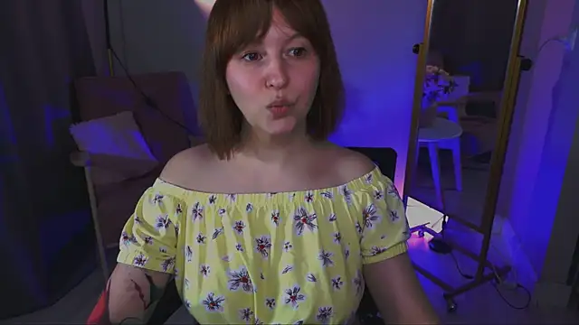 Snapshot of arizzzona_baby chatting on 04/04/26, 01:52 arizzzona baby online show from 04/04/26, 01:52
