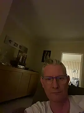 kurtyhotty online show from 03/22/26, 09:29