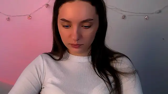 Snapshot of LiaSimss chatting on 03/23/26, 09:57 LiaSimss online show from 03/23/26, 09:57