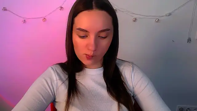 Snapshot of LiaSimss chatting on 03/31/26, 09:21 LiaSimss online show from 03/31/26, 09:21