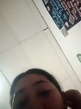 Sienni online show from 03/26/26, 03:56