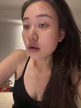 A-Kristen online show from 04/22/26, 01:34