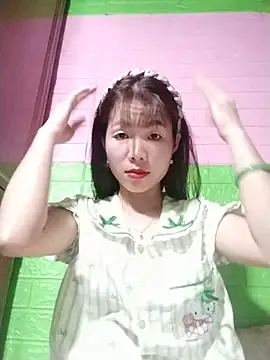 AmyLinee01 online show from 05/26/26, 10:55