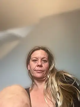 GwenWilde31 online show from 06/12/26, 07:24
