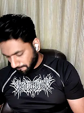 SurajKapoor09 online show from 03/21/26, 01:16