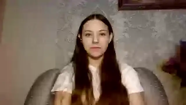  Yuni online show from 04/25/26, 06:16