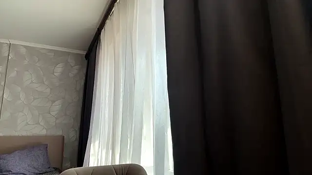 Emely Cute online show from 03/22/26, 09:34