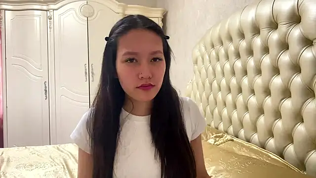ayanovae online show from 03/27/26, 06:41