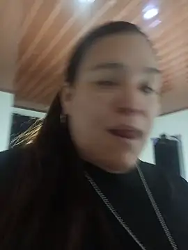 Snapshot of Zuleyka_69 chatting on 06/11/26, 12:32 Zuleyka 69 online show from 06/11/26, 12:32