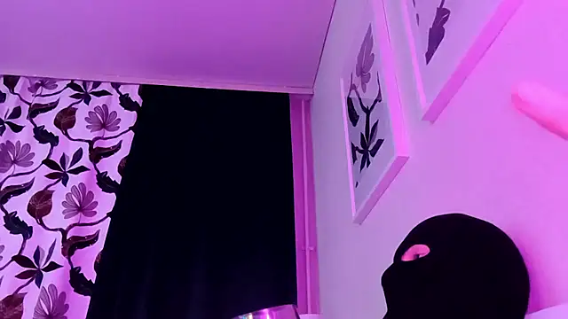 Snapshot of CoupleBiFunSex3036 chatting on 03/22/26, 10:46 CoupleBiFunSex3036 online show from 03/22/26, 10:46