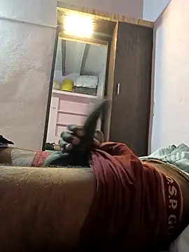 Snapshot of THA_KITTY chatting on 03/28/26, 06:13 THA KITTY online show from 03/28/26, 06:13