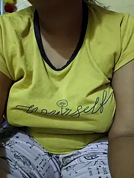 Snapshot of Tridha_2 chatting on 04/03/26, 07:12 Tridha 2 online show from 04/03/26, 07:12