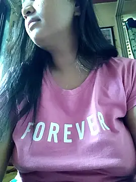 Snapshot of Tridha_2 chatting on 05/17/26, 10:11 Tridha 2 online show from 05/17/26, 10:11