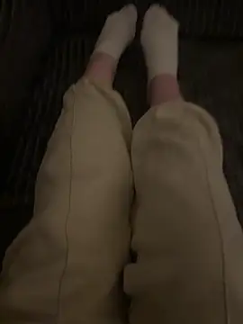 LilouPieds online show from 03/24/26, 06:46