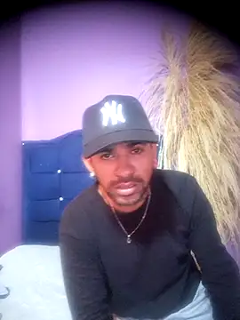 AronZuluaga online show from 03/24/26, 08:47