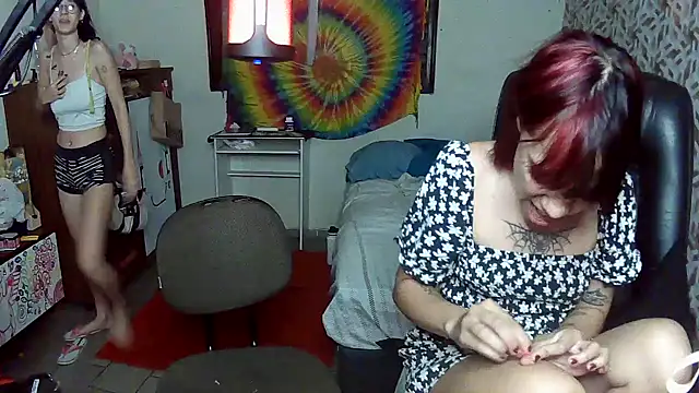 Moon  online show from 04/22/26, 10:33