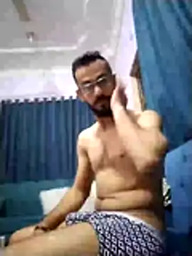Alimohamed08 online show from 04/08/26, 08:31