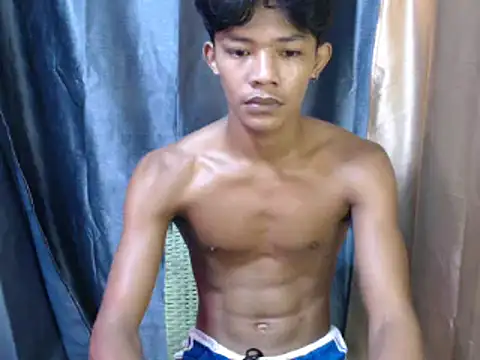 Snapshot of pinoy_lowey18 chatting on 04/23/26, 01:02 pinoy lowey18 online show from 04/23/26, 01:02