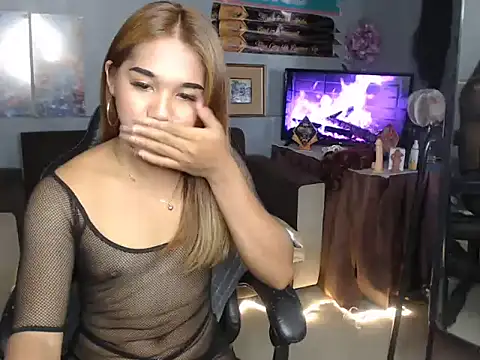 fuckercumm online show from 05/14/26, 02:18