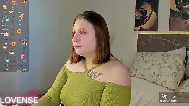 Snapshot of KatieGarsiaa chatting on 03/24/26, 08:30 KatieGarsiaa online show from 03/24/26, 08:30