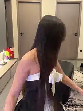 xiaoxiong168 online show from 04/22/26, 05:03