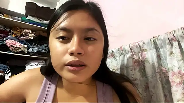 PennieDegraaf online show from 03/25/26, 01:06