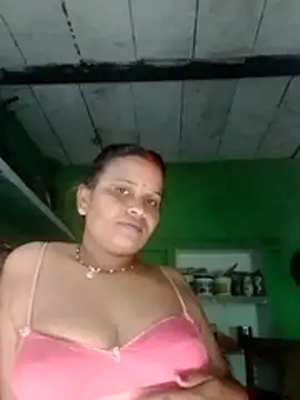 Snapshot of Shivani09900 chatting on 07/07/26, 09:13 Shivani09900 online show from 07/07/26, 09:13