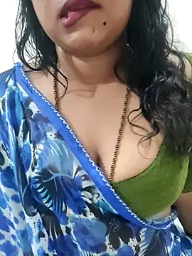 Snapshot of Ramya_456 chatting on 06/18/26, 08:47 Ramya 456 online show from 06/18/26, 08:47