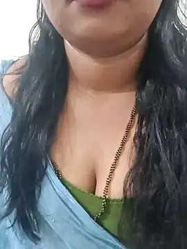 Snapshot of Ramya_456 chatting on 06/20/26, 07:00 Ramya 456 online show from 06/20/26, 07:00