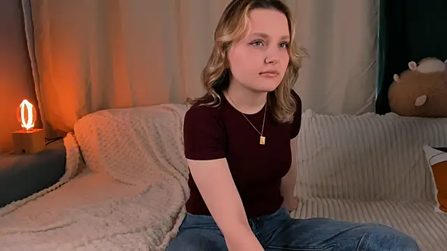 LorriMonz online show from 04/13/26, 01:11