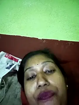 bannerjeesneha20 online show from 04/24/26, 02:19