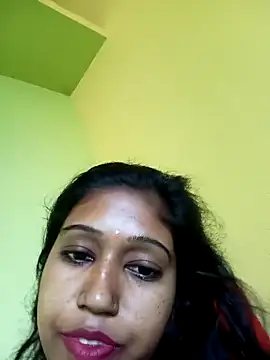 bannerjeesneha20 online show from 05/07/26, 02:39
