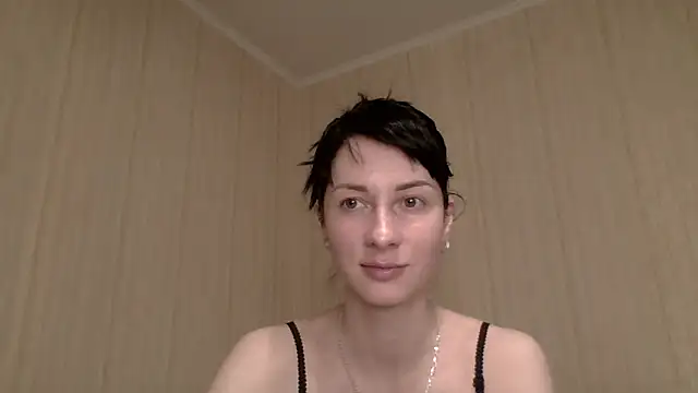 Snapshot of _Mademoiselle_ chatting on 03/25/26, 01:50 Mademoiselle online show from 03/25/26, 01:50