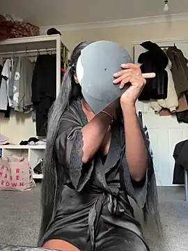 Snapshot of k_ashantixx chatting on 03/25/26, 11:38 k ashantixx online show from 03/25/26, 11:38