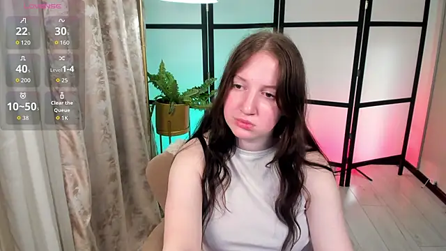 Snapshot of Elisabeth_Binder chatting on 04/06/26, 04:46 Elisabeth Binder online show from 04/06/26, 04:46