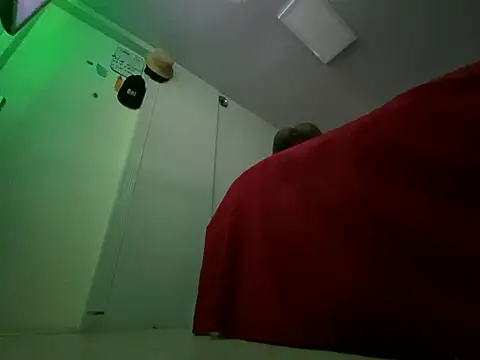 hpcouplee420 online show from 06/26/26, 08:19