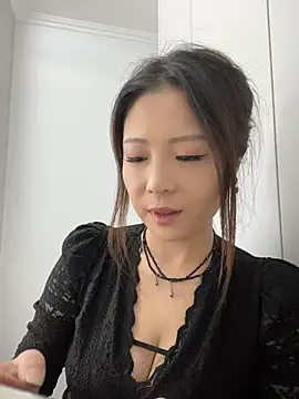 Lola666999 online show from 04/24/26, 01:19