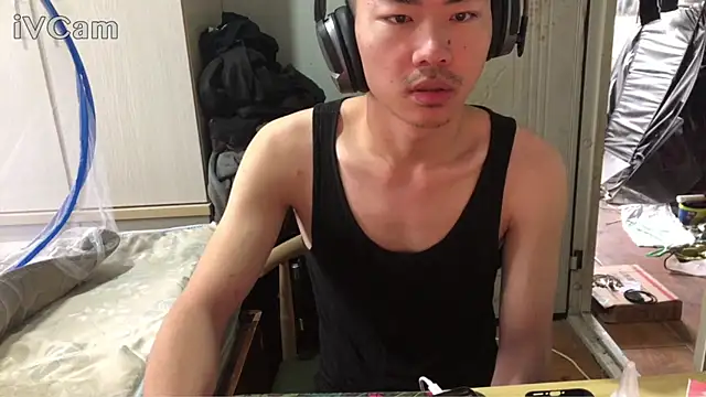 Snapshot of dyjdddttj chatting on 05/14/26, 01:12 dyjdddttj online show from 05/14/26, 01:12