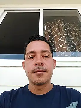 Gabriel leon33 online show from 04/18/26, 08:09