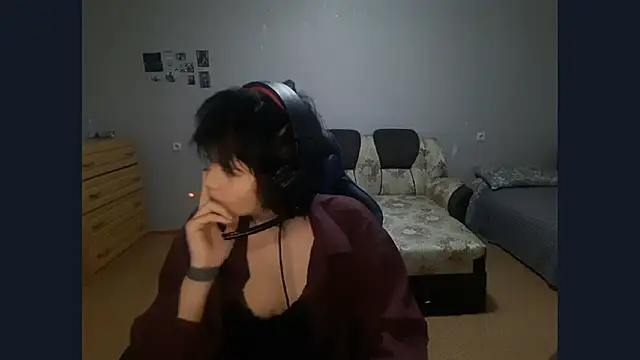 ShaynaLinley online show from 04/21/26, 02:51