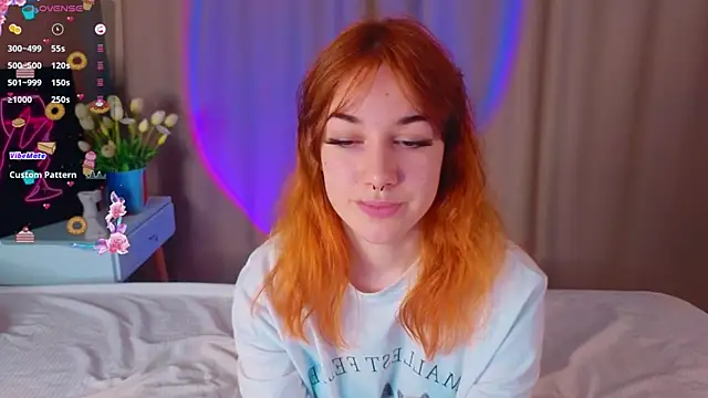 Snapshot of JoanReed chatting on 03/31/26, 08:26 JoanReed online show from 03/31/26, 08:26