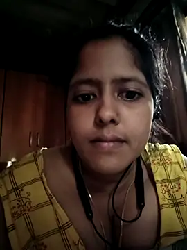 Aditi sarkar online show from 04/25/26, 11:35