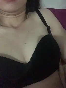 Snapshot of Nini-896 chatting on 03/27/26, 04:18 Nini-896 online show from 03/27/26, 04:18