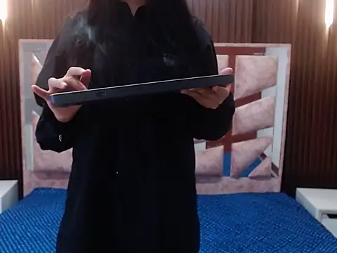 Snapshot of salethjonescl202 chatting on 03/25/26, 08:04 salethjonescl202 online show from 03/25/26, 08:04