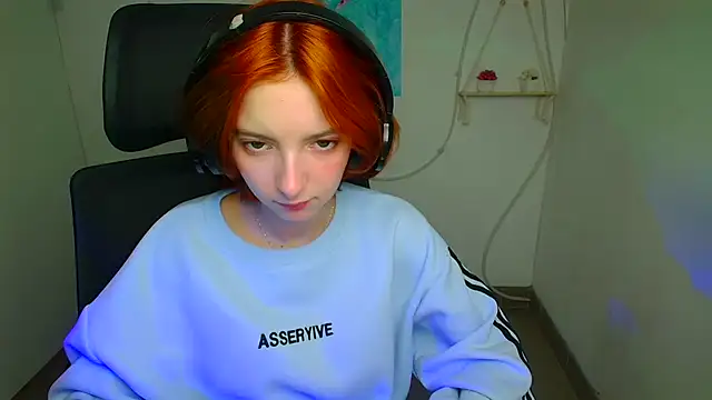 Butterfly Milly online show from 03/30/26, 11:22