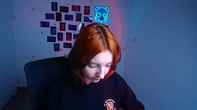 Butterfly Milly online show from 04/11/26, 06:29