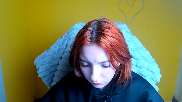 Butterfly Milly online show from 04/19/26, 06:02